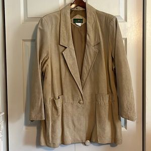 Hunter’s Run men’s leather jacket.